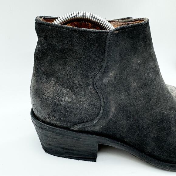 Frye Carson Piping Boho Bootie Distressed Ankle Boot In Black Suede Size 7.5 - Picture 2 of 12